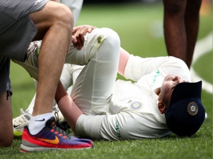 Ind vs Aus: Prithvi Shaw ruled out from first Test against after ankle injury | Ind vs Aus: टेस्ट सीरीज से पहले बढ़ी टीम इंडिया की मुश्किलें, चोट के बाद बाहर हुए पृथ्वी शॉ