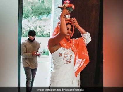 Priyanka Chopra And Nick Jonas In Housewarming Ceremony | प्रियंका चोपड़ा ने कुछ इस तरह किया था गृह प्रवेश, सोशल मीडिया पर फोटो हो रहा है वायरल 
