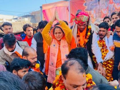 MP Assembly Elections 2023 madhya pradesh Chunav 2023 Candidates Full List Priyanka Meena from Chachaoura IRS officer's wife Digvijay Singh Anuj MLA Laxman Singh's seat will contest | MP Assembly Elections 2023: आईआरएस अधिकारी की पत्नी प्रियंका मीणा को बीजेपी ने दिया टिकट, दिग्विजय सिंह के अनुज और विधायक लक्ष्मण सिंह की सीट चाचौड़ा से लड़ेंगी चुनाव! MP Assembly Elections 2023 madhya pradesh Chunav 2023 Candidates Full List Priyanka Meena from Chachaoura IRS officer's wife Digvijay Singh Anuj MLA Laxman Singh's seat will contest | MP Assembly Elections 2023: आईआरएस अधिकारी की पत्नी प्रियंका मीणा को बीजेपी ने दिया टिकट, दिग्विजय सिंह के अनुज और विधायक लक्ष्मण सिंह की सीट चाचौड़ा से लड़ेंगी चुनाव!