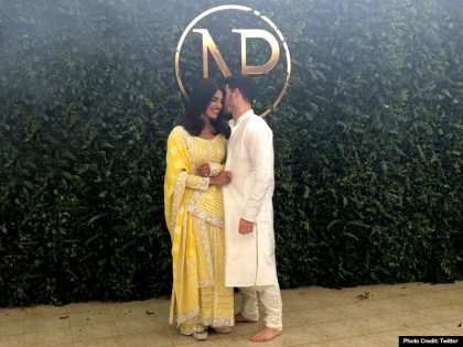 Priyanka Chopra and Nick Jonas love story: How the couple met and started their relationship | प्रियंका-निक लव स्टोरी: पहली बार यहां मिले और करीब आए, क्या 11 साल की उम्र का फासला मुश्किलें पैदा करेगा?