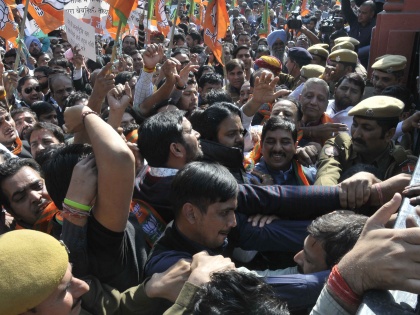 Rafale Deal bjp protest against congress in congress | राफेल डील पर कांग्रेस के रवैये के खिलाफ, बीजेपी का विशाल प्रदर्शन