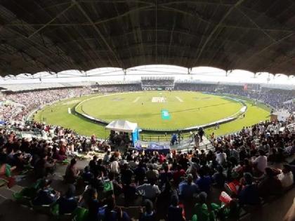 Is Pakistan hiding actual number of coronavirus cases due to PSL 2020? government official gives clarification | क्या पाकिस्तान PSL की वजह से छिपा रहा कोरोना वायरस के मामले? सरकारी अधिकारी ने जारी किया स्पष्टीकरण