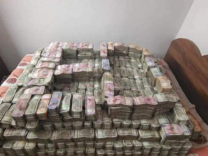 Jharkhand Ias Puja Singhal Ed Raid 150 crore rupee husband abhishek jha Ca Suman Kumar Custody Pulse Hospital Grj ranchi see video | आईएएस पूजा सिंघल पर ED रेड जारी, 150 करोड़ की बेहिसाब संपत्ति बरामद, झारखंड, बिहार सहित कई अन्य राज्यों में कार्रवाई, देखें वीडियो Jharkhand Ias Puja Singhal Ed Raid 150 crore rupee husband abhishek jha Ca Suman Kumar Custody Pulse Hospital Grj ranchi see video | आईएएस पूजा सिंघल पर ED रेड जारी, 150 करोड़ की बेहिसाब संपत्ति बरामद, झारखंड, बिहार सहित कई अन्य राज्यों में कार्रवाई, देखें वीडियो