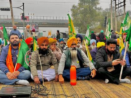 Punjab Bandh today Farmers blocked roads at many places traffic remained affected | Punjab Bandh Today: सड़कें जाम, रेंगती गाड़ियां..., पंजाब में दिखा बंद का असर Punjab Bandh today Farmers blocked roads at many places traffic remained affected | Punjab Bandh Today: सड़कें जाम, रेंगती गाड़ियां..., पंजाब में दिखा बंद का असर