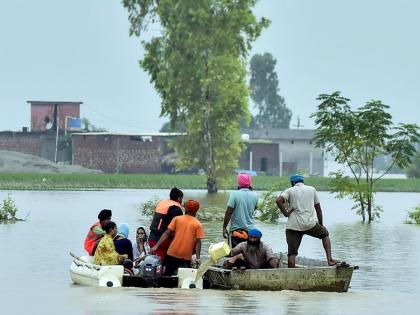 weather update Heavy rains in Punjab, flood situation worsens 30 dead in 23 districts schools colleges closed till September 7 landslide Mata Vaishno Devi temple route | पंजाब में भारी बारिश, बाढ़ से हालत बदतर, 23 जिलों में 30 की मौत, 7 सितंबर तक स्कूल-कॉलेज बंद, माता वैष्णो देवी मंदिर मार्ग पर भूस्खलन