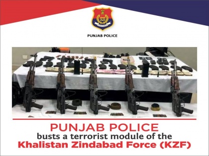 Punjab: Over 5000 police personnel deployed for search operation after Terrorist attack apprehension | पंजाब: पाकिस्तान से सटे इन जिलों में आतंकी हमले की आशंका, 5000 पुलिसवाले जांच अभियान में तैनात