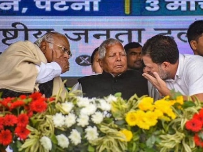 Purnia Lok Sabha Seat lalu yadav vs pappu yadav 'War' Pappu Yadav adamant nomination on April 2 Congress can show way out | Purnia Lok Sabha Seat: पूर्णिया में 'जंग', अड़े पप्पू यादव, 2 अप्रैल को नामांकन, कांग्रेस दिखा सकती है बाहर का रास्ता