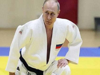 Vladimir Putin stripped Of Taekwondo Black Belt after launching attack on Ukraine | व्लादिमीर पुतिन से छीना गया ताइक्वांडो का ब्लैक बेल्ट, यूक्रेन पर हमले की वजह से उठाया गया कदम