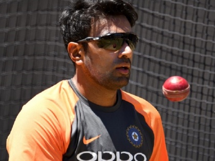india vs australia r ashwin practices alone at Sydney Cricket Ground on new years day | IND Vs AUS: रविचंद्रन अश्विन ने सिडनी में साल के पहले दिन अकेले ही किया अभ्यास