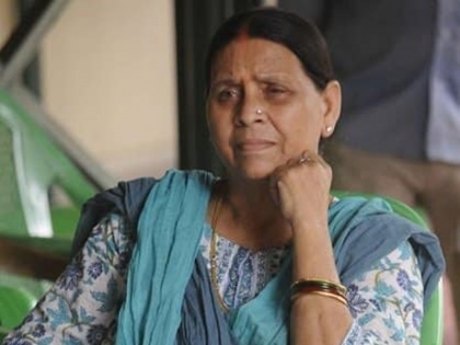 Bihar: Rabri Devi tweeted in protest against Nitish Kumar goverment action on mla | बिहार: विधायकों के खिलाफ बल प्रयोग करने पर राबड़ी देवी बोली- महिला MLA को घसीटा गया, खुली साड़ी, शेयर किया वीडियो