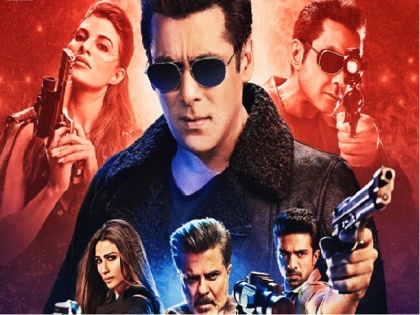 Salman Khan starrer film Race 3 new song Ek Galti released | 'रेस 3' के रिलीज के डेढ़ महीने बाद सामने आई सलमान खान और जैकलीन की "एक गलती"