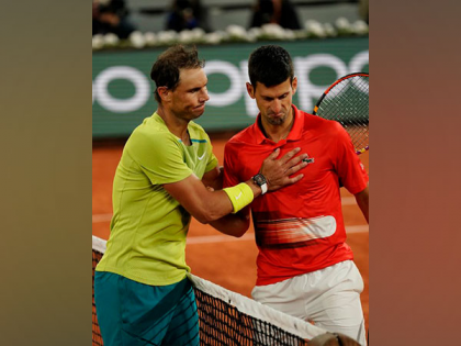 French Open 2022 Rafael Nadal 13 time champion beats World No-1 Novak Djokovic enter semi-finals 6-2, 4-6, 6-2, 7-6 see video | French Open 2022: ‘लाल बजरी के बादशाह’ नडाल ने मारी बाजी, रोलां गैरो पर जोकोविच को 6-2, 4-6, 6-2, 7-6 से हराया, देखें वीडियो