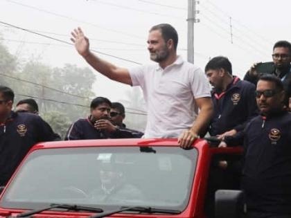 bihar polls Voter Rights Yatra Rahul Gandhi make 2 people stand jeep claims proved false administration also refuted Supriya Shrinet's claims | मतदाता अधिकार यात्रा के दौरान 2 लोगों को जीप पर राहुल गांधी ने किया खड़ा, दावे झूठे साबित, सुप्रिया श्रीनेत दावे का भी प्रशासन ने निकाल दी हवा