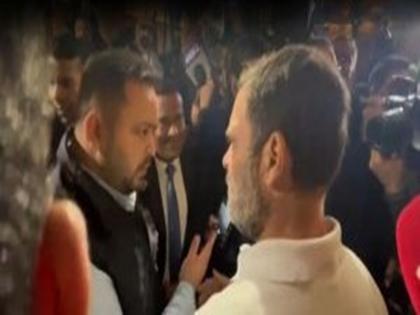 Rahul Gandhi meets Tejashwi Yadav as soon as he reached Patna | राहुल गांधी ने पटना पहुंचते ही की तेजस्वी यादव से मुलाकात, कांग्रेस और राजद के बीच खींचतान कम होने के हैं आसार