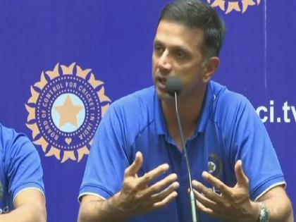rahul dravid says credit for winning under 19 world cup goes to players ipl auction week was of pressure | अंडर-19 वर्ल्ड कप का पूरा श्रेय खिलाड़ियों को, IPL नीलामी वाले हफ्ते में था दबाव: राहुल द्रविड़