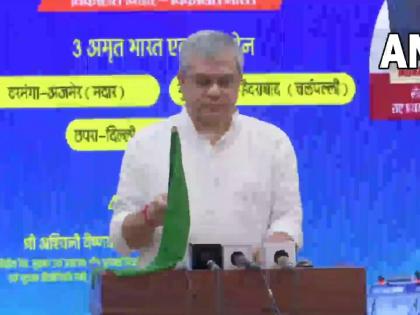 watch Minister Ashwini Vaishnaw flags 3 new Amrit Bharat Express trains Darbhanga Ajmer Muzaffarpur Hyderabad Chhapra Delhi Anand Vihar Terminal video | लो जी त्योहार पर खुशियां ही खुशियां?, पटना से 3 ‘अमृत भारत एक्सप्रेस’ समेत 7 ट्रेन, देखिए रूट और किराया