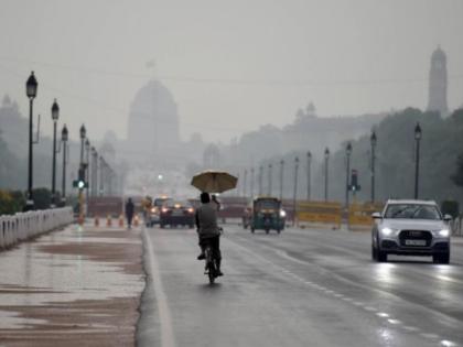 Delhi Monsoon 2020 Yamuna water level near warning mark in Delhi after heavy rains | Delhi Monsoon 2020: भारी बारिश के बाद दिल्ली में यमुना का जलस्तर चेतावनी निशान के पास Delhi Monsoon 2020 Yamuna water level near warning mark in Delhi after heavy rains | Delhi Monsoon 2020: भारी बारिश के बाद दिल्ली में यमुना का जलस्तर चेतावनी निशान के पास