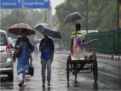 delhi weather, temperature in Delhi-NCR, rainfall in temperature, humidity rise | दिल्ली में बदला मौसम का मिजाज, गिरा तापमान, छाए बादल