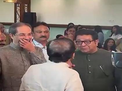 Maharashtra local elections Alliance speculation intensifies Raj and Uddhav Thackeray reunite Sanjay Raut's family function in Mumbai | महाराष्ट्र स्थानीय चुनावः गठबंधन की अटकलें अब और तेज, राज और उद्धव ठाकरे फिर से मिले
