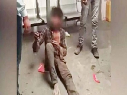 Another case of beating Dalit youths in Rajasthan five arrested | राजस्थान में फिर पीटे गए दलित युवक, गधा चुराने के शक में बरसाए गए लात-घूसे, वीडियो वायरल