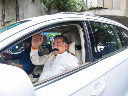 MVA fields Sena’s Rajan Salvi as its Speaker candidate | महाराष्ट्र: विधानसभा अध्यक्ष पद के लिए एमवीए उम्मीदवार के रूप में शिवसेना के राजन साल्वी ने किया नामांकन