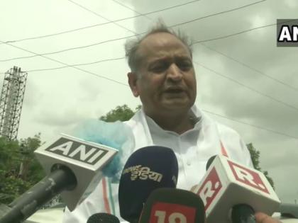 Rajasthan jaipur CM Ashok Gehlot congress bjp sachin pilot sell brinjal or vegetable I have been made Chief Minister | मैं यहां बैंगन या सब्जी बेचने नहीं आया, मुख्यमंत्री बनाया गया हूं, सीएम गहलोत का सचिन पायलट पर तीसरा हमला