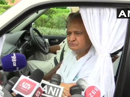 Rajasthan jaipur CM Ashok Gehlot congress bjp Crisis high command forgives rebels embrace them too | राजस्थान में संकटः सीएम बोले-आलाकमान बागियों को माफ करता है तो मैं भी उन्हें गले लगा लूंगा