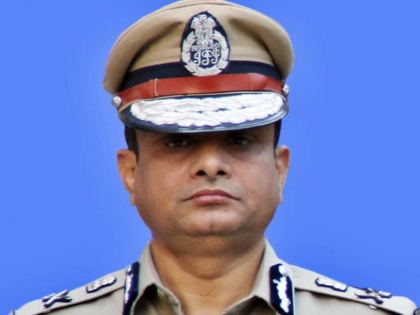 Sharda Chitfund scam: Kolkata Police Commissioner Rajiv Kumar appeared before the CBI on the third day | शारदा चिटफंड घोटाला: कोलकाता पुलिस कमिश्नर राजीव कुमार से तीसरे दिन के CBI समक्ष हुए पेश