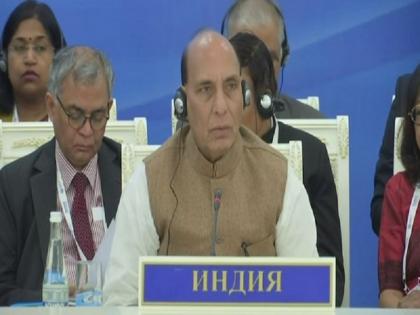 SEO Summit 2019: Rajnath slams Terrorism, asks members to fight it without double standards | SCO Summit 2019: उज्बेकिस्तान में राजनाथ सिंह ने दो टूक कहा- आतंकवाद से लड़ने के लिए दोहरा चरित्र छोड़ें