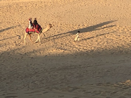 On the verge of extinction, 'Khoji', who specializes in detecting people by looking at footprints on sand | रेत पर पांव के निशानों को देख लोगों का पता लगाने में महारत हासिल रखने वाले ‘खोजी’ इंसान विलुप्त होने की कगार पर