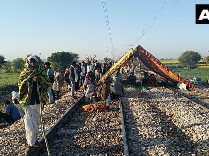 Rajasthan: reservation movement by Gujjar community in the state continues today. | राजस्थान में गुर्जरों का आरक्षण आंदोलन फिर हुआ शुरू, 1 ट्रेन रद्द और 7 डायवर्ट