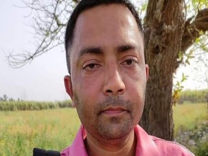 ABP News reporter Rakshit Singh resigns dramatically at Meerut farmers rally watch video | बड़े न्यूज चैनल के पत्रकार रक्षित सिंह ने मेरठ में किसानों के मंच पर इस अंदाज में दिया इस्तीफा, देखें वायरल वीडियो