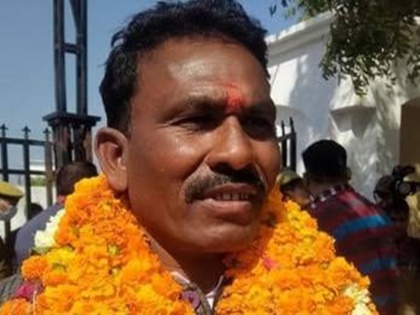 Sonbhadra Arrest warrant issued against BJP MLA Ramdular in rape case | सोनभद्रः 8 साल पुराने दुष्कर्म मामले में भाजपा विधायक रामदुलार के खिलाफ गिरफ्तारी वारंट जारी, 23 जनवरी को अदालत में पेश होने का आदेश