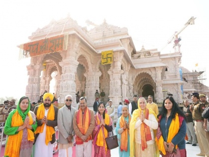 Kejriwal and Bhagwant Mann visited Ramlala in Ayodhya Ram temple | Ram Mandir: केजरीवाल और भगवंत मान ने अयोध्या राम मंदिर में किए रामलला के दर्शन