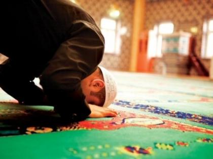 Coronavirus havoc Between Ramadan some countries moved towards easing the restrictions, some took further action | कोरोना वायरस का कहर: रमजान के बीच कुछ देश प्रतिबंधों में ढील देने की ओर बढ़े, कुछ ने की और सख्ती