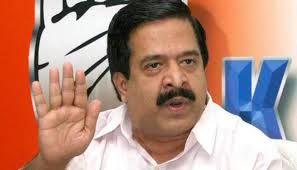 Congress, BJP seek resignation of Kerala Chief Minister after minister appears before NIA team | केरल सोना तस्करी मामला: मंत्री के एनआईए टीम के सामने पेश होने के बाद कांग्रेस-भाजपा ने केरल के मुख्यमंत्री का इस्तीफा मांगा