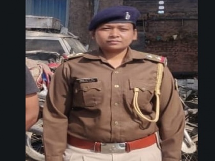 Jharkhand Ranchi Sandhya Topno, female sub-inspector mowed down to death during vehicle check | झारखंड: रांची में वाहन चेकिंग के दौरान महिला दरोगा को पिकअप वैन ने कुचला, मौत