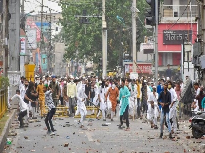 WhatsApp group 'Wassepur Gang' was formed to mobilize crowd in Ranchi violence, police engaged in investigation | रांची हिंसा में भीड़ जुटाने के लिए बना था वाट्सएप ग्रुप 'वासेपुर गैंग', पुलिस जुटी जांच में