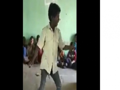 Guru Randhawa became crazy about this child's dance, said I want to launch in the next song | Viral Dance Video: राजस्थान के छोटे बच्चे का डांस हुआ वायरल, गुरु रंधावा हुए फैन, अगले गाने में करेंगे लांच