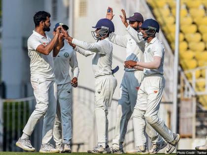 Ranji Trophy: baroda beat madhya pradesh and saurashtra beat railway | Ranji Trophy: बड़ौदा ने मध्यप्रदेश और सौराष्ट्र ने रेलवे को हराया, उत्तर प्रदेश ने कर्नाटक के खिलाफ खेला ड्रॉ