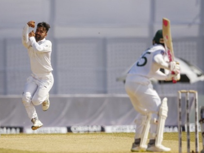 Bangladesh vs Afghanistan, One-Off Test Day 2: Mosaddek fights back after batting collapse | BAN vs AFG: राशिद का हरफनमौला प्रदर्शन, अफगानिस्तान ने बांग्लादेश पर कसा शिकंजा