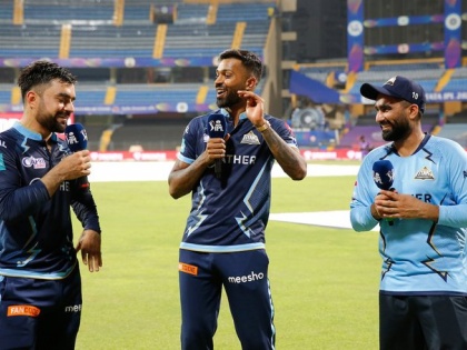 IPL 2022 Rashid Khan hits three sixes last over help Gujarat Titans win Twitter erupts umarran malik see video | IPL 2022: राशिद ने आखिरी ओवर में तीन छक्के जड़े, तोड़ दिया तेज गेंदबाज उमरान मलिक का दिल, ट्विटर पर मीम्स...