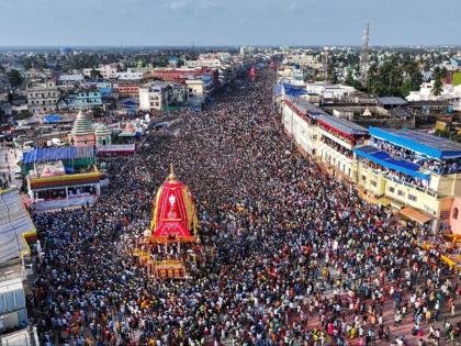 Stampede-like situation during Rath Yatra in Puri, many injured | Rath Yatra in Puri: पुरी में रथ यात्रा के दौरान भगदड़ जैसी स्थिति, कई लोग घायल Stampede-like situation during Rath Yatra in Puri, many injured | Rath Yatra in Puri: पुरी में रथ यात्रा के दौरान भगदड़ जैसी स्थिति, कई लोग घायल