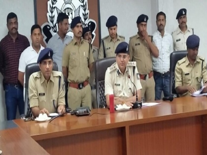 Madhya Pradesh: Big action by Ratlam police, Rs 50 lakh seized brown sugar, mother-son arrested | मध्य प्रदेश: रतलाम पुलिस की बड़ी कार्रवाई, जब्त की 50 लाख रुपये की ब्राउन शुगर, मां-बेटा गिरफ्तार