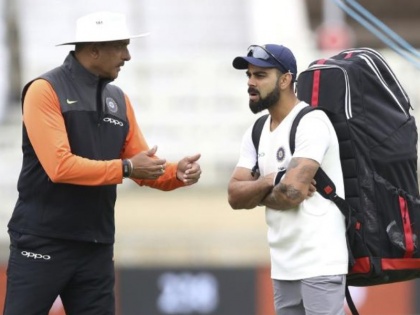 IPL 2022 Former India coach Ravi Shastri advised in-form Virat Kohli take second break week star batsman pulls out Indian Premier League | IPL 2022: टीम इंडिया के पूर्व कप्तान को ब्रेक की सख्त जरूरत, पूर्व भारतीय कोच बोले-इंडियन प्रीमियर लीग से हट जाएं...