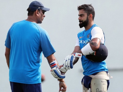 ravi shastri says more than england it was sam curran who hurts team india | रवि शास्त्री की नजर में इंग्लैंड ने नहीं, टेस्ट सीरीज में इस खिलाड़ी ने किया टीम इंडिया का बेड़ा गर्क