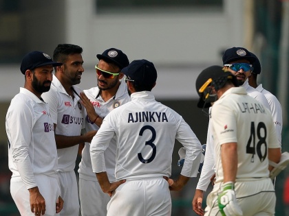 IND vs NZ rahul dravid Ravichandran Ashwin Harbhajan Singh third bowler 80th Test Anil Kumble runs | IND vs NZ: रिकॉर्ड पर ध्यान नहीं, नए कोच की इस सलाह पर कर रहा हूं काम, ऑफ स्पिनर बोले-बल्ले से कमाल करना चाहता हूं, देखें वीडियो