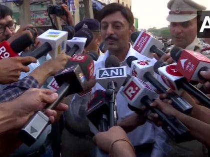 delhi Jahangirpuri Violence arrest 14 special cp deependra pathak Identified CCTV and video footage Additional forces situation control see video | जहांगीरपुरी हिंसाः सीसीटीवी और वीडियो से पहचान, स्पेशल CP पाठक बोले-अतिरिक्त बल तैनात, स्थिति नियंत्रण में