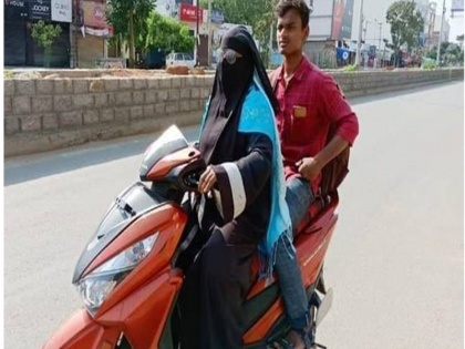 Telangana mother drove 1400 kms scooty to bring son stranded in Andhra | लॉकडाउन से दूसरे शहर में फंसा बेटा, मां 1400 किलोमीटर स्कूटी चलाकर घर लाई, कहा- आज मैं बेहद खुश हूं 