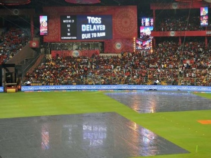 SRH Vs RCB Pitch Report Chennai Weather Forecast IPL 2021 Match 6 Preview | IPL 2021 : फैंस के लिए बुरी खबर, बारिश कर सकती मैच का मजा किरकिरा, जानें पिच और मौसम का हाल